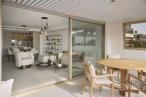 2 bedroom flat, Cannes, 06400, France