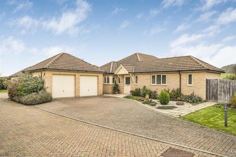 4 bedroom detached bungalow for sale, Whyts Acre, Linton CB21