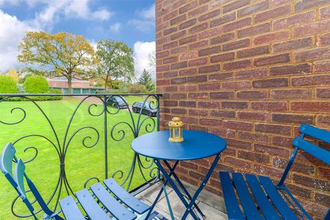 2 bedroom apartment for sale, Bosworth Road, Barnet EN5