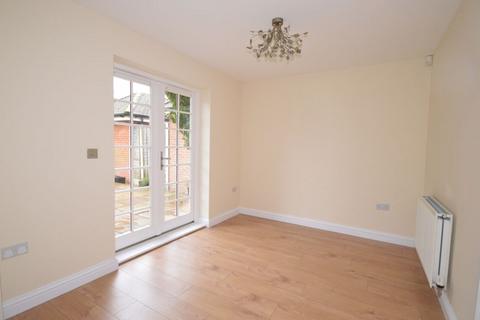 4 bedroom detached house to rent, Mcindoe Drive, Wendover HP22