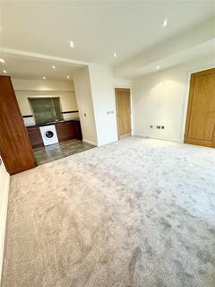 1 bedroom penthouse to rent, Albert Road, Plymouth