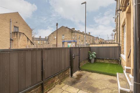 2 bedroom terraced house for sale, Langdale Street, Elland