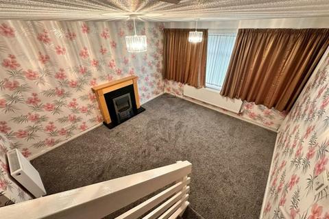 2 bedroom semi-detached house to rent, Osprey Dirve, Dudley, DY1 2JR