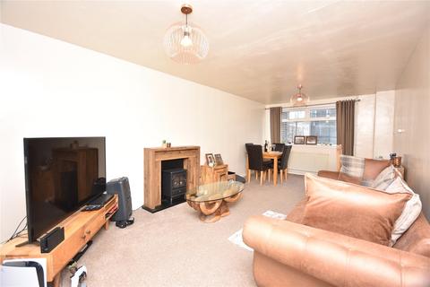 2 bedroom terraced house for sale, Hebden Walk, Leeds, West Yorkshire