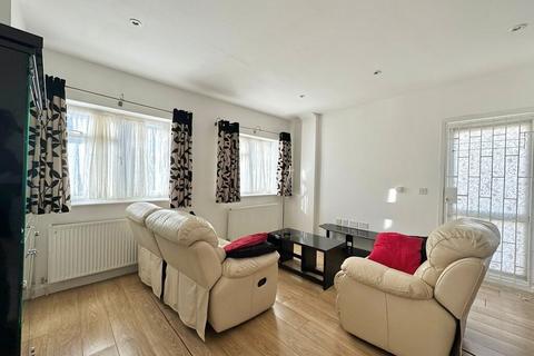 2 bedroom end of terrace house for sale, Silverliegh Road, Thornton Heath, CR7 6DS