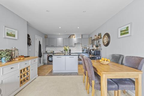 2 bedroom flat for sale, Adastra Place, Hassocks, West Sussex, BN6 8AJ