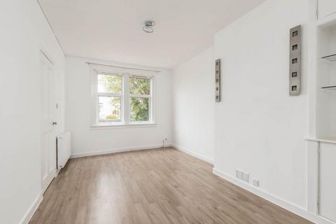 1 bedroom terraced house to rent, Lakin Close, Chelmsford