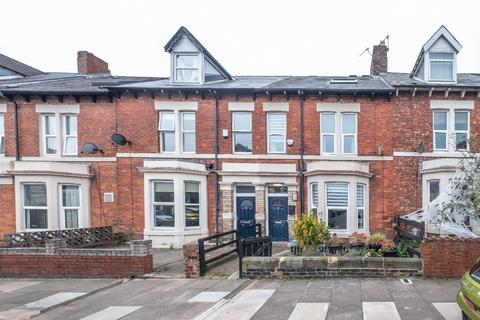 6 bedroom terraced house to rent, Heaton Hall Road, Newcastle Upon Tyne NE6