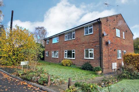 2 bedroom apartment to rent, Beech Tree Drive, Badshot Lea, Farnham