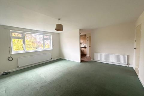 2 bedroom apartment to rent, Beech Tree Drive, Badshot Lea, Farnham