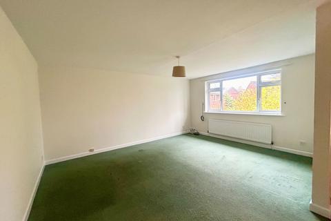 2 bedroom apartment to rent, Beech Tree Drive, Badshot Lea, Farnham