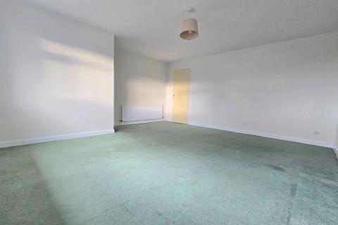 2 bedroom apartment to rent, Beech Tree Drive, Badshot Lea, Farnham