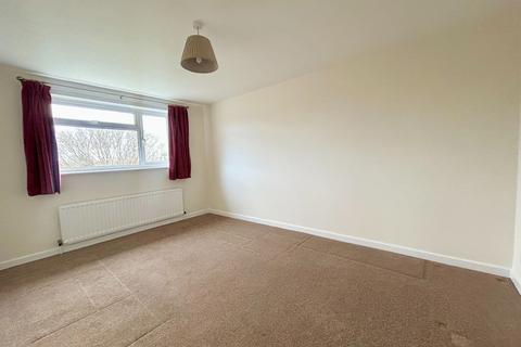 2 bedroom apartment to rent, Beech Tree Drive, Badshot Lea, Farnham