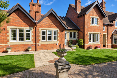 2 bedroom retirement property for sale, Pyndar Court, Newland, Malvern, WR13 5AX