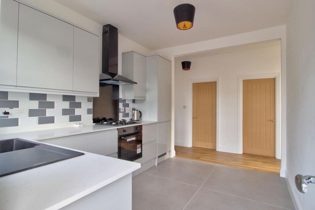 New kitchen, with integrated appliances