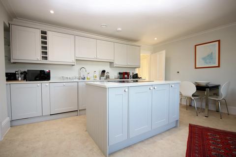 2 bedroom apartment to rent, Northfield House, Henley-On-Thames RG9