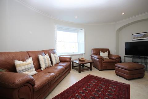 2 bedroom apartment to rent, Northfield House, Henley-On-Thames RG9