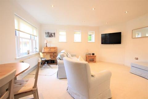 2 bedroom apartment to rent, Pangbourne Place, Reading RG8