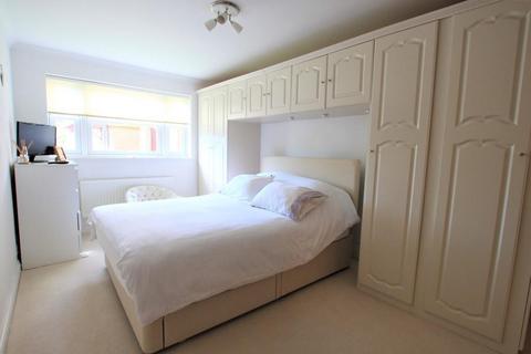 2 bedroom apartment to rent, Pangbourne Place, Reading RG8