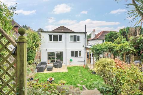 4 bedroom detached house for sale, Warren Road, Surrey SM7