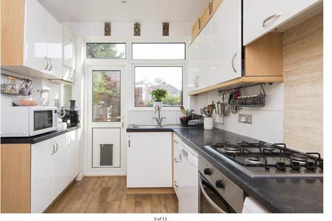 4 bedroom terraced house to rent, Buckleigh Avenue, London SW20