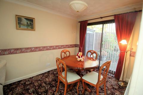 3 bedroom semi-detached house for sale, Darrington Drive, Doncaster DN4