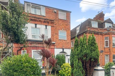 2 bedroom apartment for sale, Christ Church Road, Kent CT20