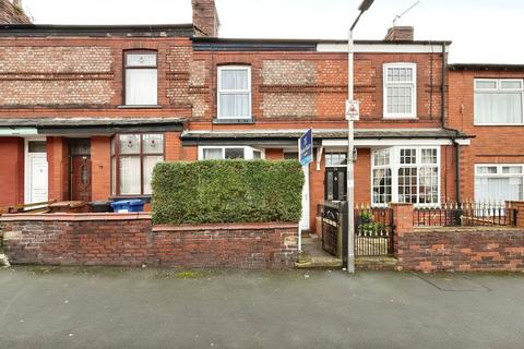 2 bedroom terraced house to rent, Celtic Street, Stockport SK1