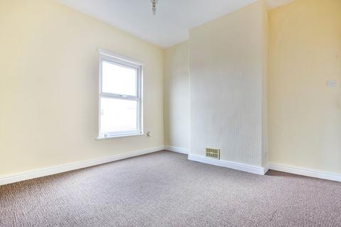 2 bedroom terraced house to rent, Celtic Street, Stockport SK1