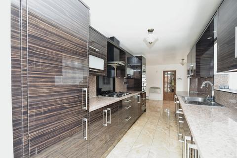 4 bedroom terraced house for sale, Firth Park Road, South Yorkshire S5