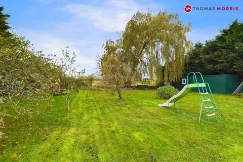 3 bedroom bungalow for sale, Colne Road, Huntingdon PE28