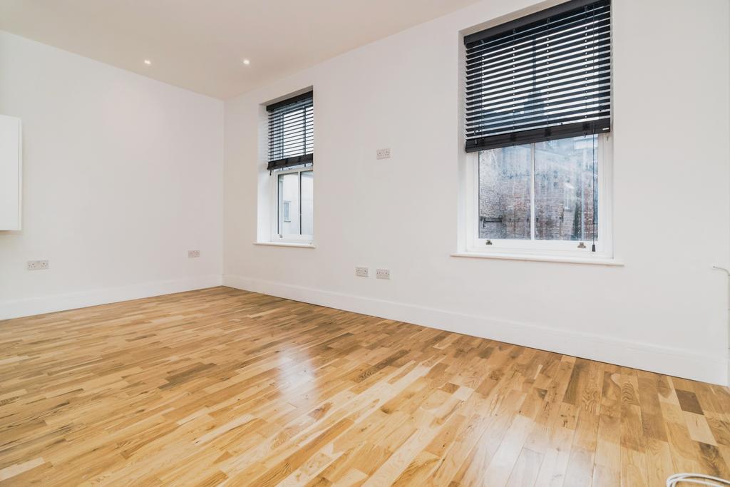 Apartment in Manchester, Northern Quarter, City Centre - View 5