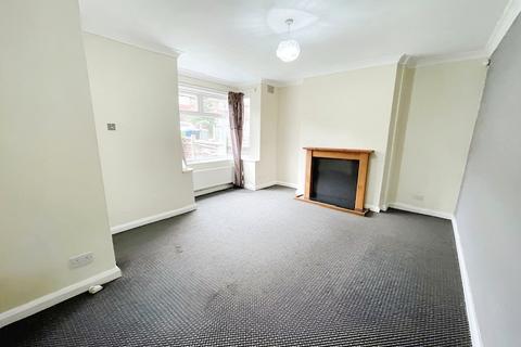 3 bedroom end of terrace house to rent, West Avenue, Greater Manchester WA14