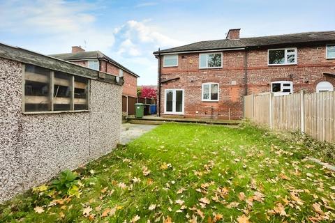 3 bedroom end of terrace house to rent, West Avenue, Greater Manchester WA14