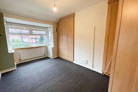 3 bedroom end of terrace house to rent, West Avenue, Greater Manchester WA14