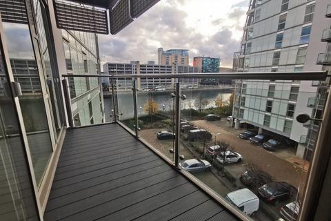 1 bedroom apartment to rent, The Quays, Greater Manchester M50