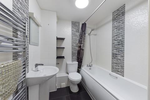 undefined, Towcester Road, Northampton NN4
