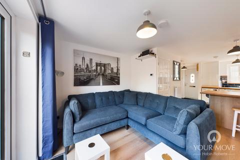 undefined, Southfield Avenue, Northampton NN4
