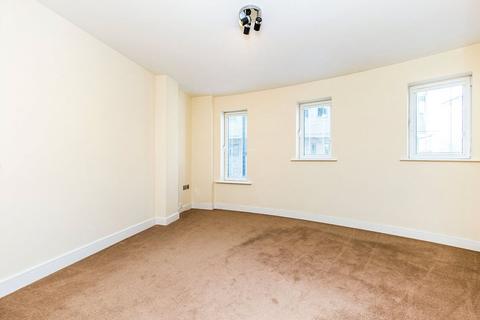 2 bedroom flat to rent, Briton Street, Hampshire SO14