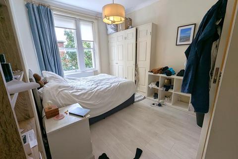 3 bedroom flat for sale, Three Bedroom Flat For Sale Holland Road W14