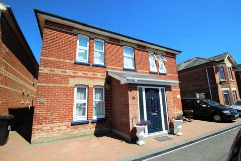 2 bedroom flat for sale, Parker Road, Bournemouth BH9