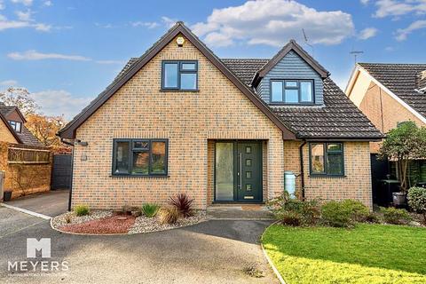 3 bedroom detached house for sale, Rectory Avenue, Corfe Mullen, BH21