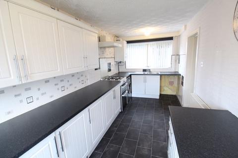 2 bedroom terraced house for sale, Victoria Road, Cradley Heath B64