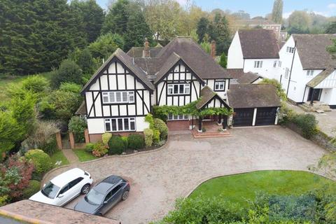 6 bedroom detached house for sale, High Road, Chigwell IG7