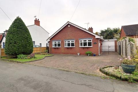 3 bedroom bungalow for sale, The Rank, Stafford ST20