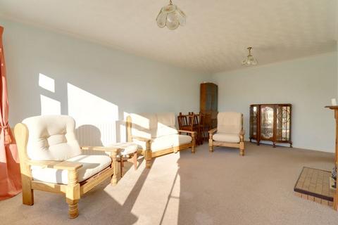 2 bedroom bungalow for sale, Oak Avenue, Stafford ST17