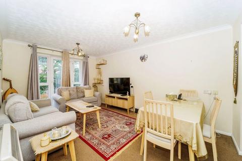 1 bedroom retirement property for sale, Boileau Road, Ealing W5