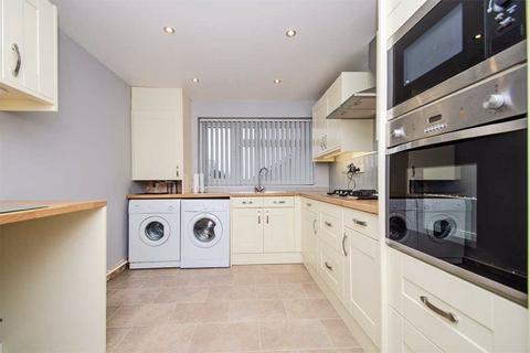 2 bedroom maisonette for sale, Mount Road, Burntwood WS7