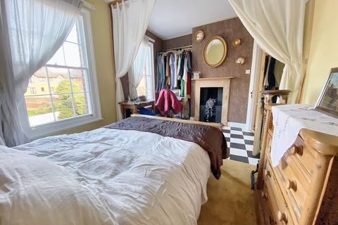 15 Bromyard Road, Worcester, WR2 5BS