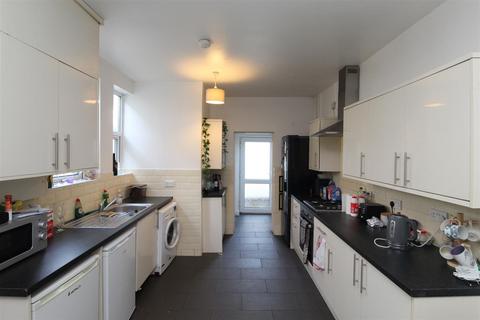 undefined, Llanishen Street, Cardiff CF14